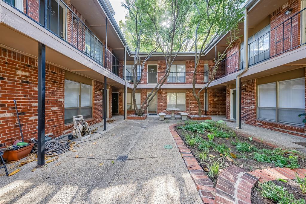 4525 Gilbert Avenue, #201, Dallas, TX 75219