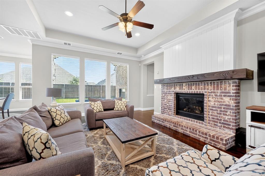 816 Lazy Brooke Drive, Rockwall, TX 75087