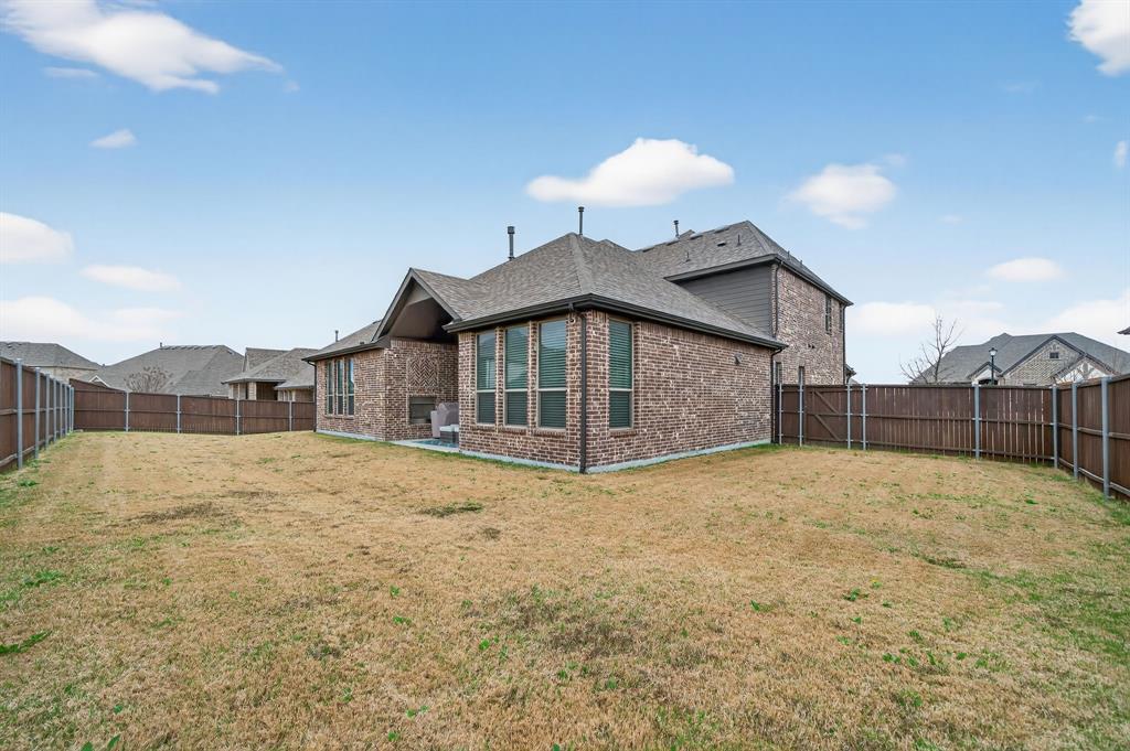 816 Lazy Brooke Drive, Rockwall, TX 75087