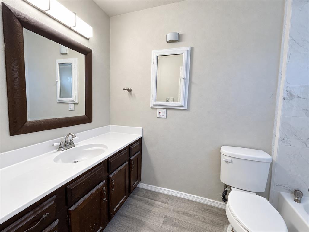 1038 Cedar Run Drive, Duncanville, TX 75137