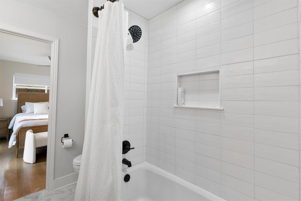 6330 E Lovers Lane, Dallas, TX 75214