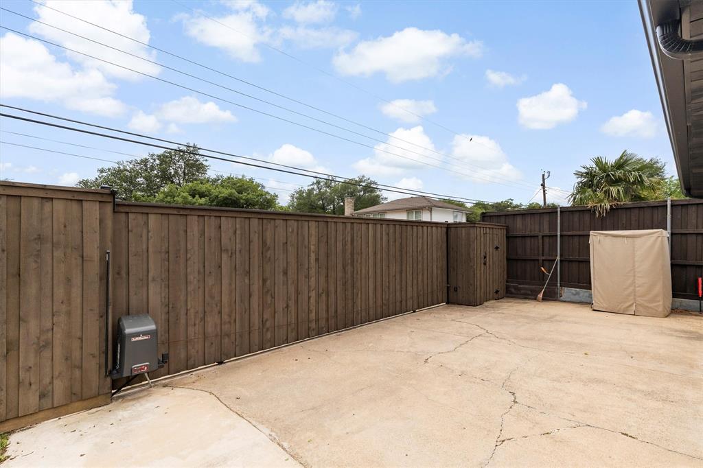 6330 E Lovers Lane, Dallas, TX 75214