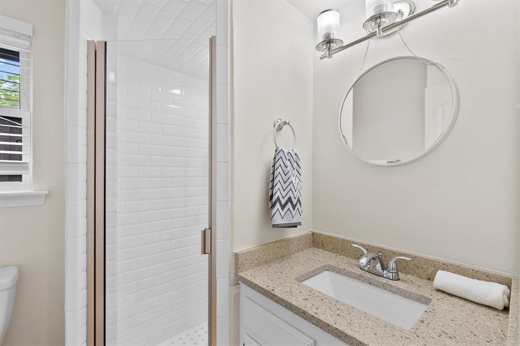 6330 E Lovers Lane, Dallas, TX 75214