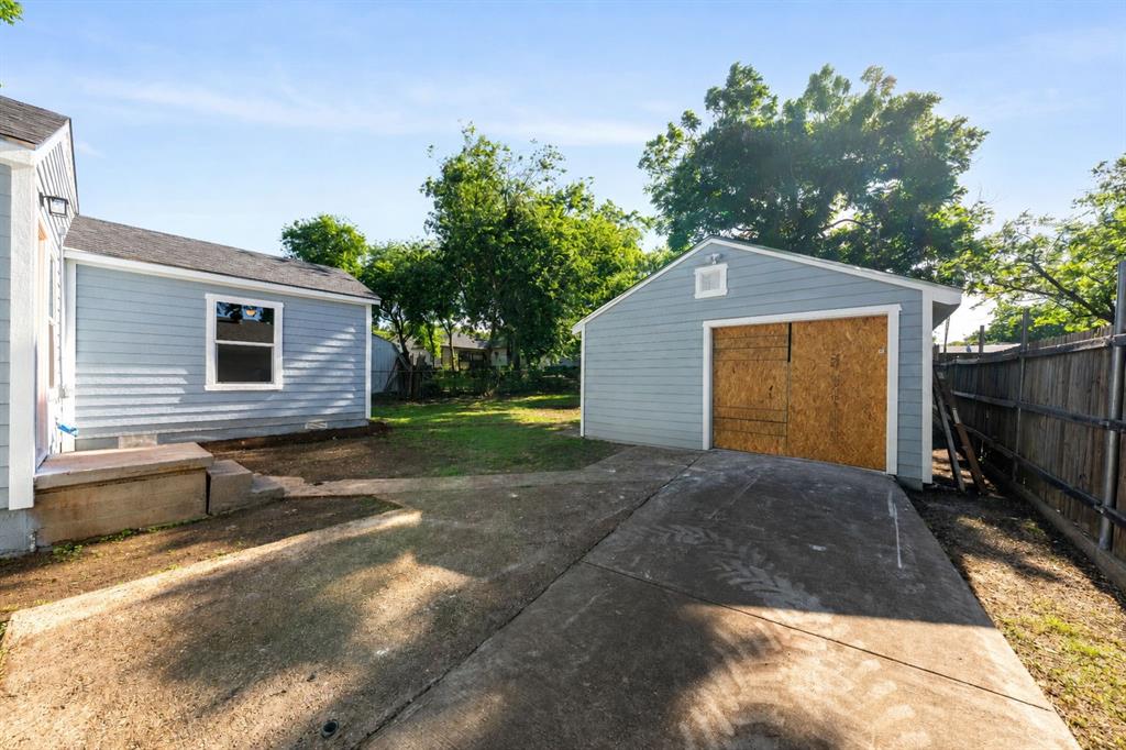 1239 Tarpley Avenue, Dallas, TX 75211 1239 Tarpley Avenue, Dallas, TX 75211