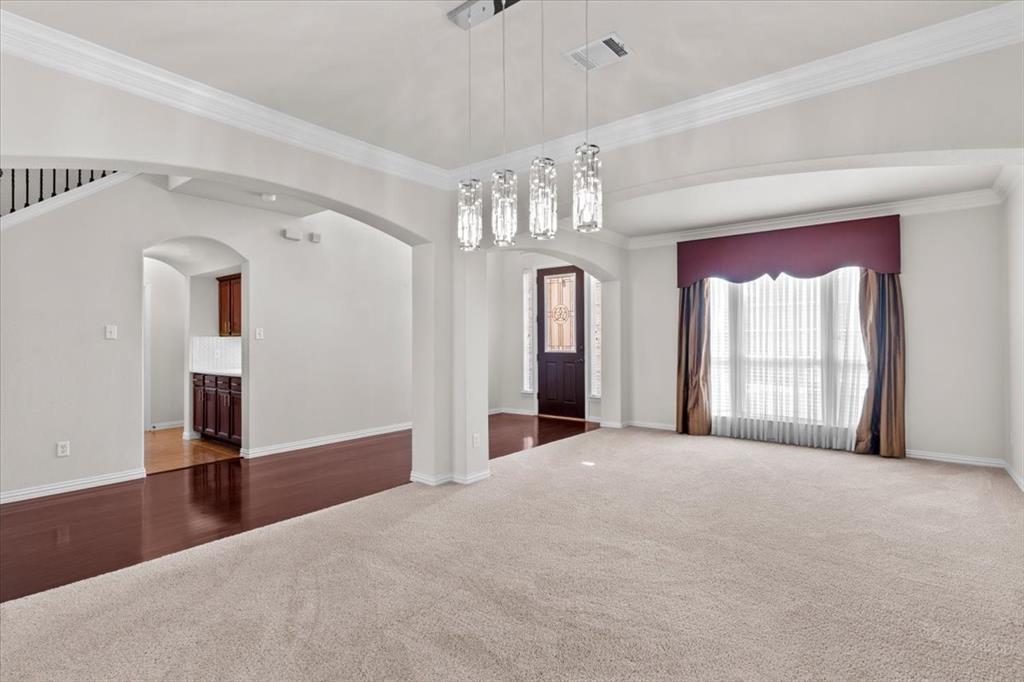 1129 Northlake Drive, DeSoto, TX 75115
