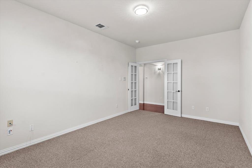 1129 Northlake Drive, DeSoto, TX 75115