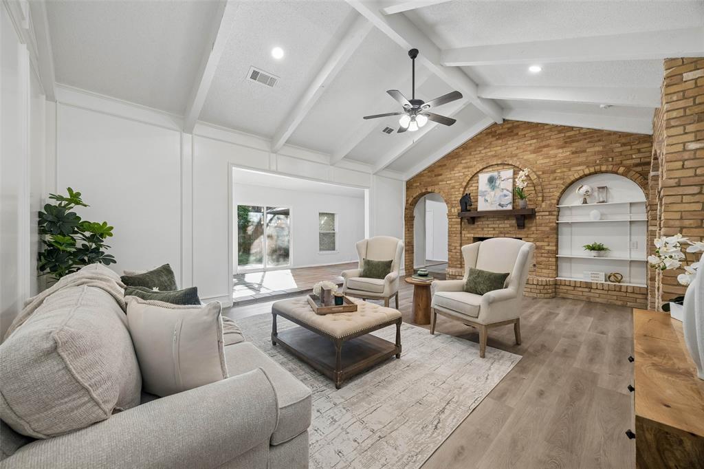 1710 Green Oaks Drive, Irving, TX 75061
