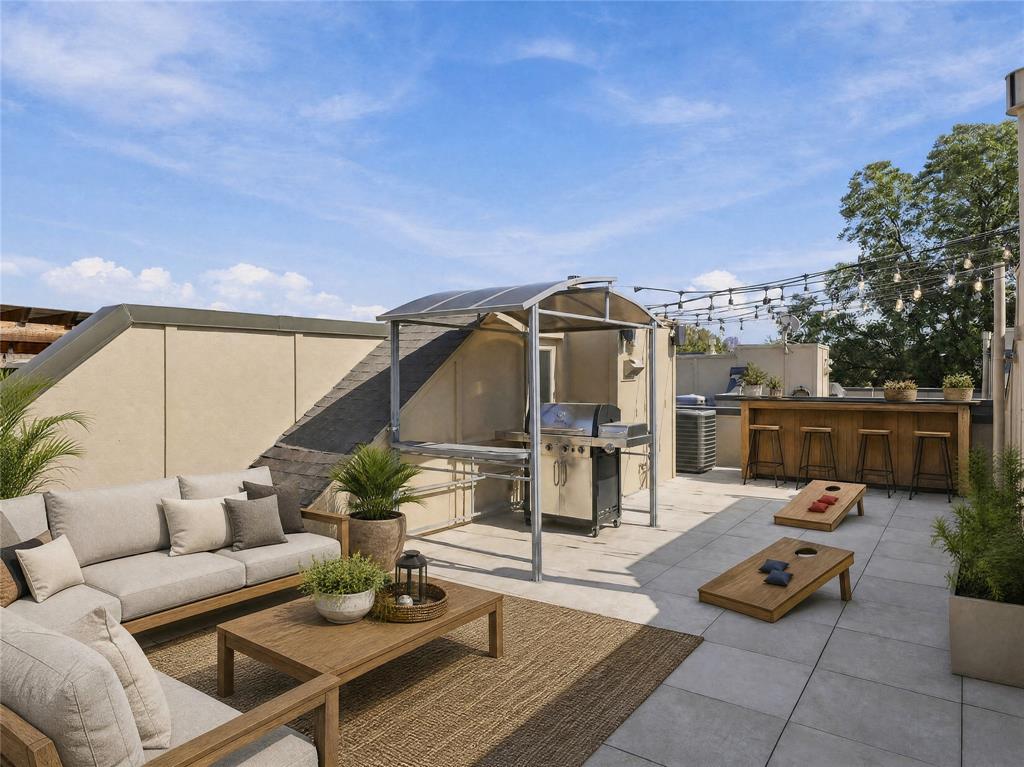 4618 Cedar Springs Road, #B, Dallas, TX 75219
