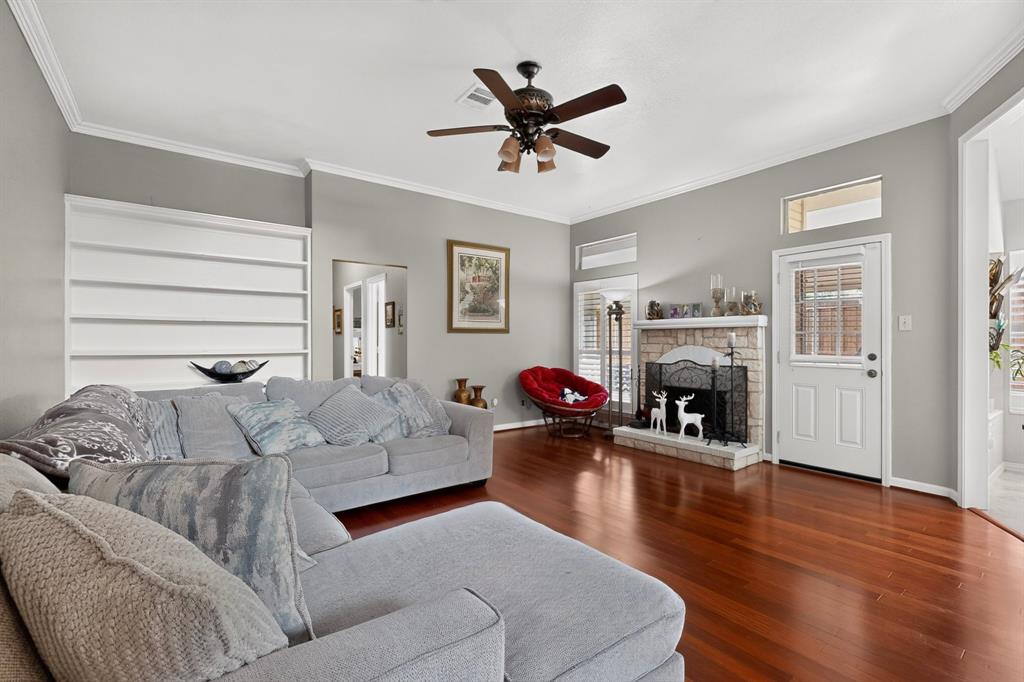 2819 Williams Way Court, Dallas, TX 75228