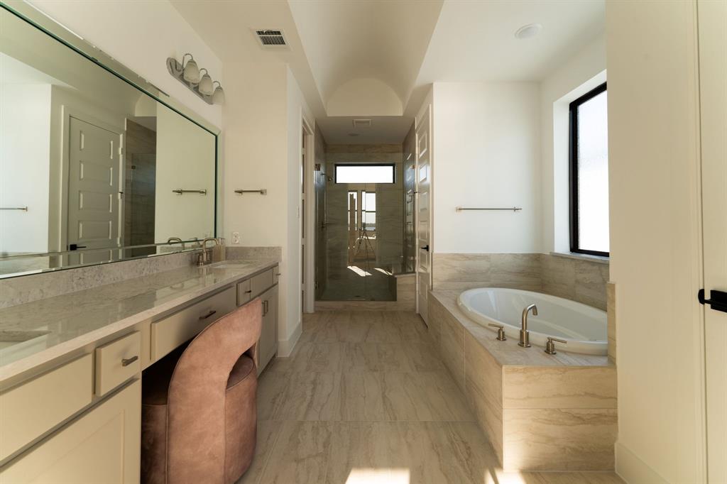 524 Secretariat Drive, Rowlett, TX 75088