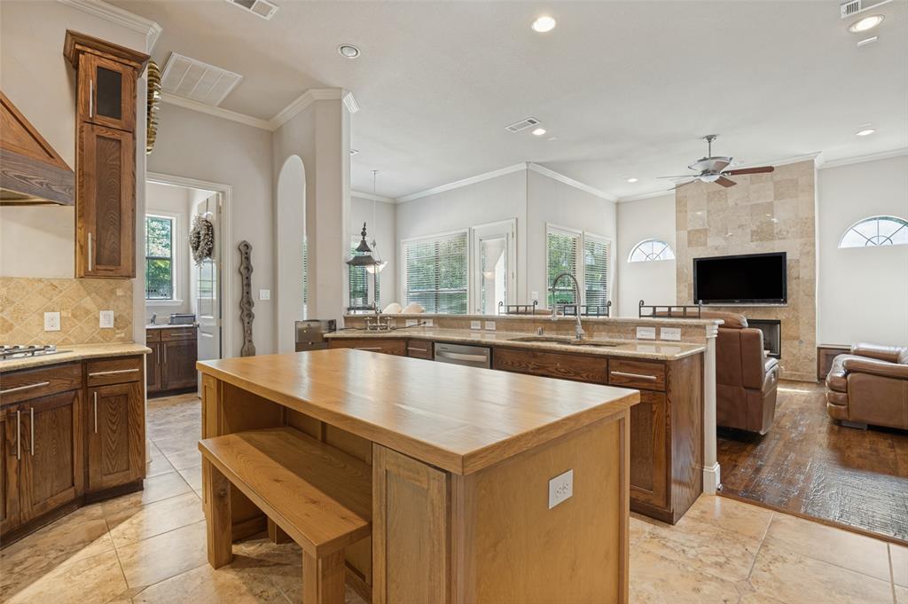 2418 Amberleaf Court, Cedar Hill, TX 75104