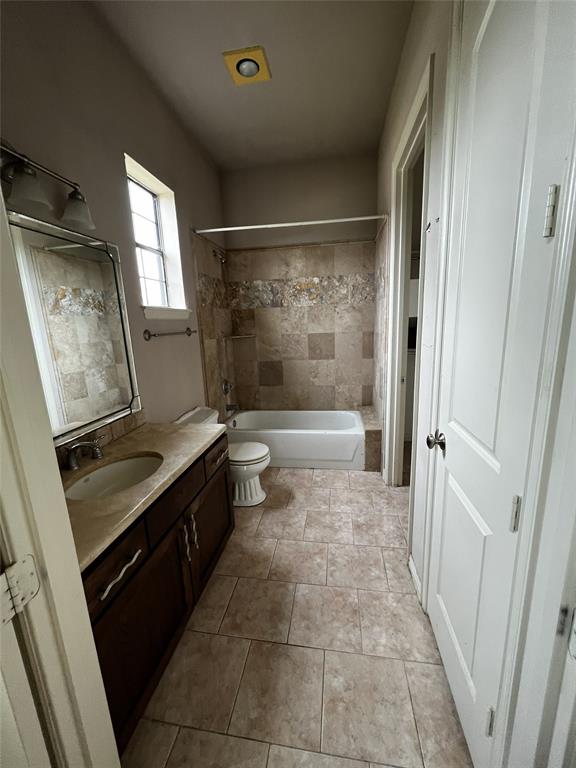 2418 Amberleaf Court, Cedar Hill, TX 75104