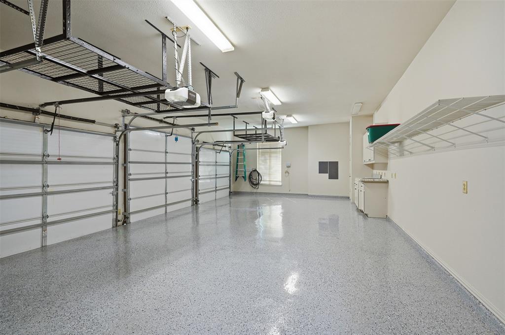4105 Walnut Meadow Lane, Dallas, TX 75229