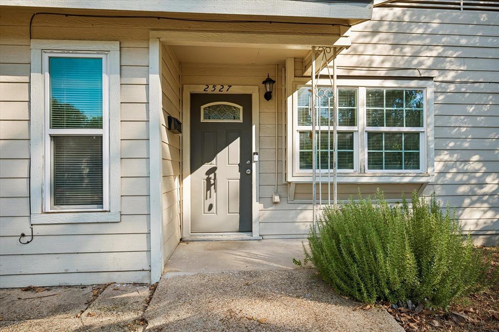Covered Front Porch