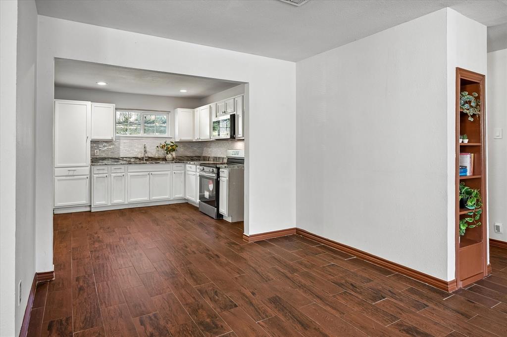 More Space for Dining or Living