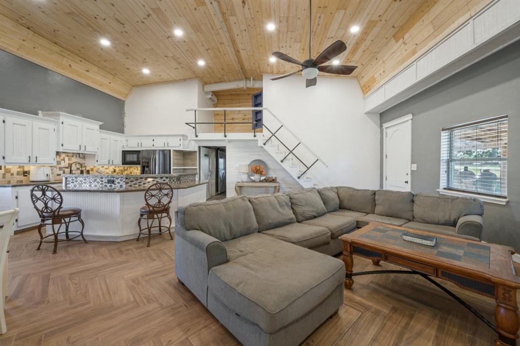 Barndominium Livingroom