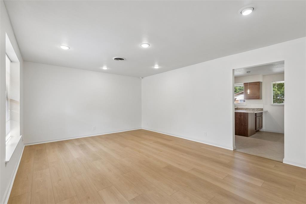 1723 Carlisle Street, Irving, TX 75062