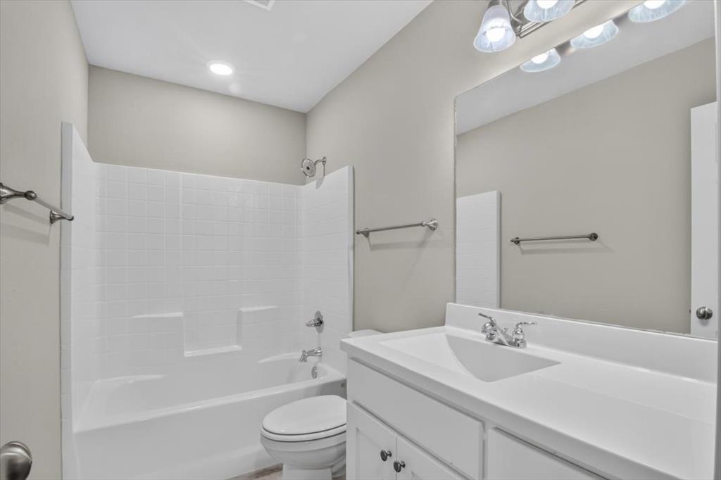 745 Heston Circle, Robinson, TX 76706