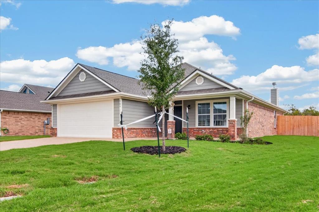 745 Heston Circle, Robinson, TX 76706
