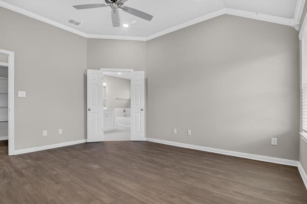745 Heston Circle, Robinson, TX 76706