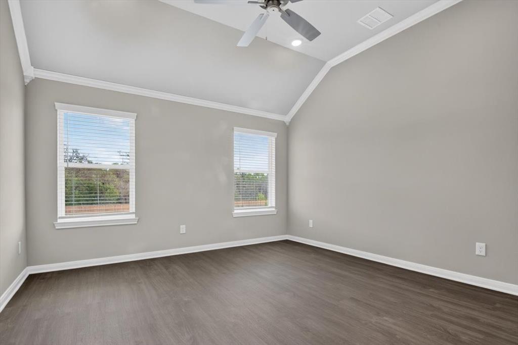745 Heston Circle, Robinson, TX 76706