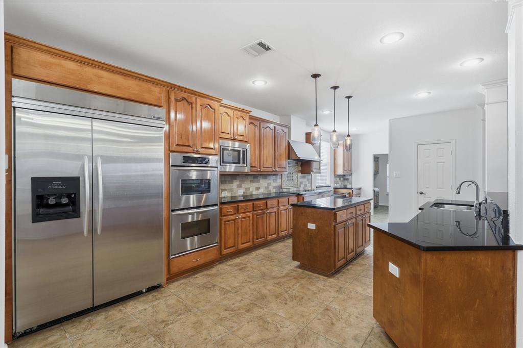 3908 Moonbeam Court, Plano, TX 75074
