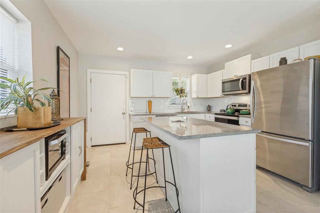 2002 Seevers Avenue, Dallas, TX 75216