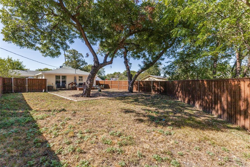2002 Seevers Avenue, Dallas, TX 75216