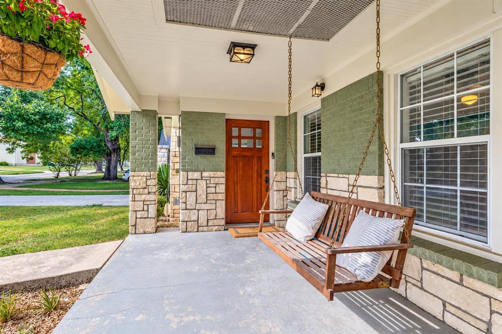 1224 Hollywood Avenue, Dallas, TX 75208