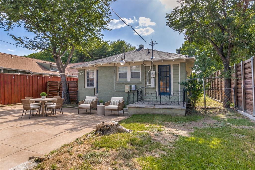 1224 Hollywood Avenue, Dallas, TX 75208