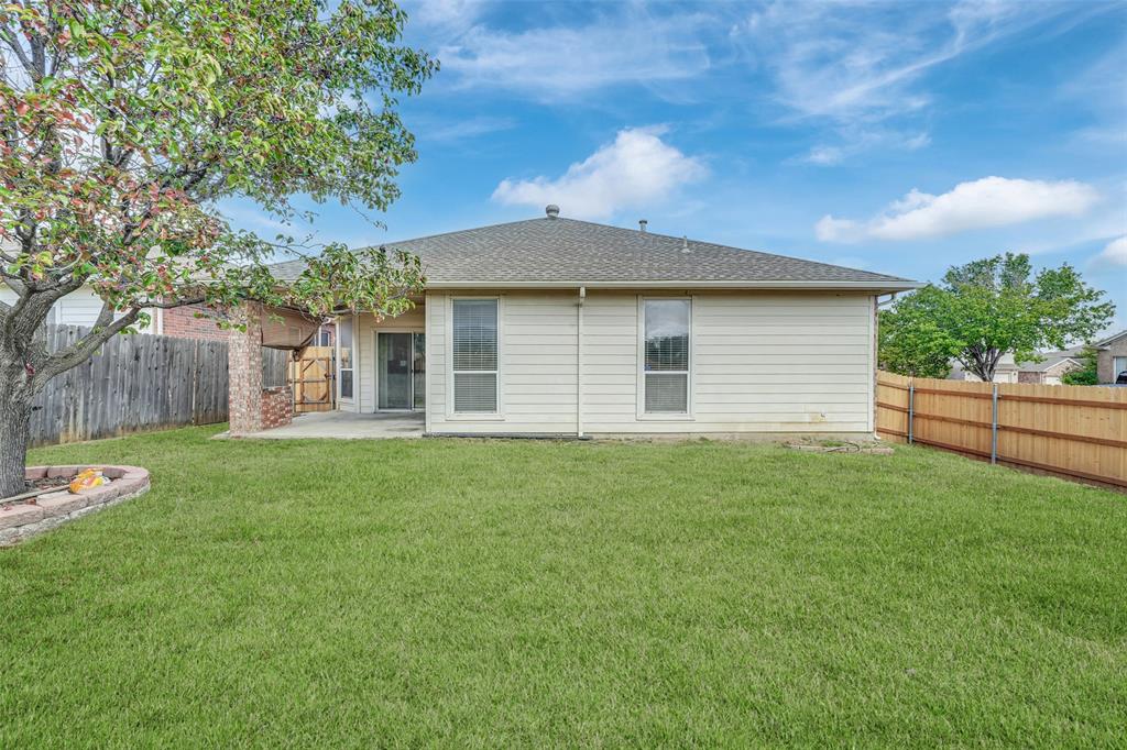 2716 Silver Hill Drive, Fort Worth, TX 76131