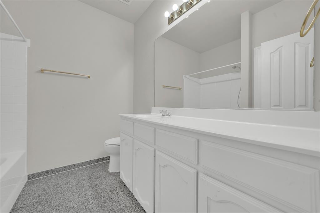 2716 Silver Hill Drive, Fort Worth, TX 76131