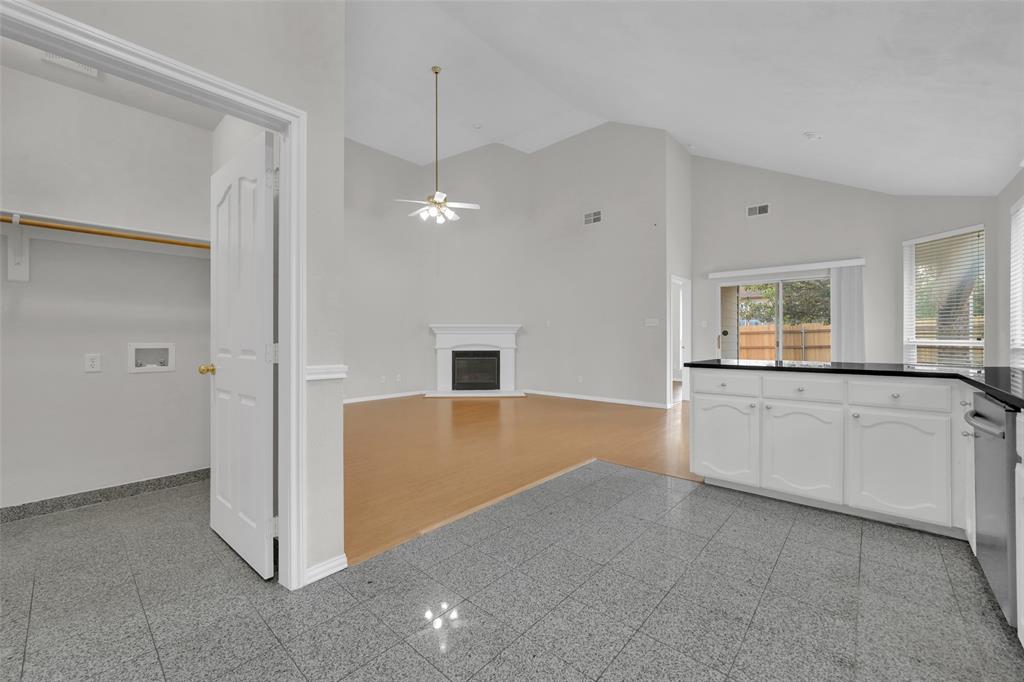 2716 Silver Hill Drive, Fort Worth, TX 76131