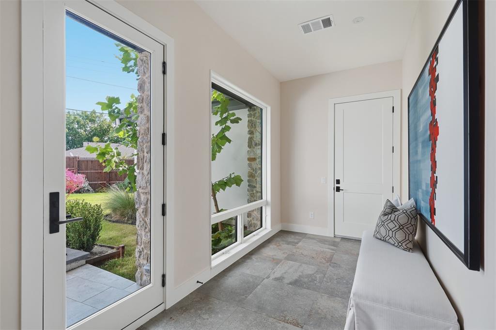 9007 Leaside Drive, Dallas, TX 75238
