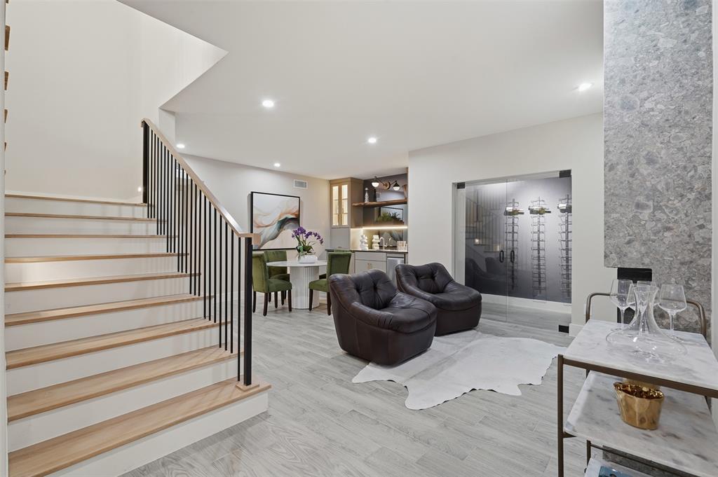 9007 Leaside Drive, Dallas, TX 75238