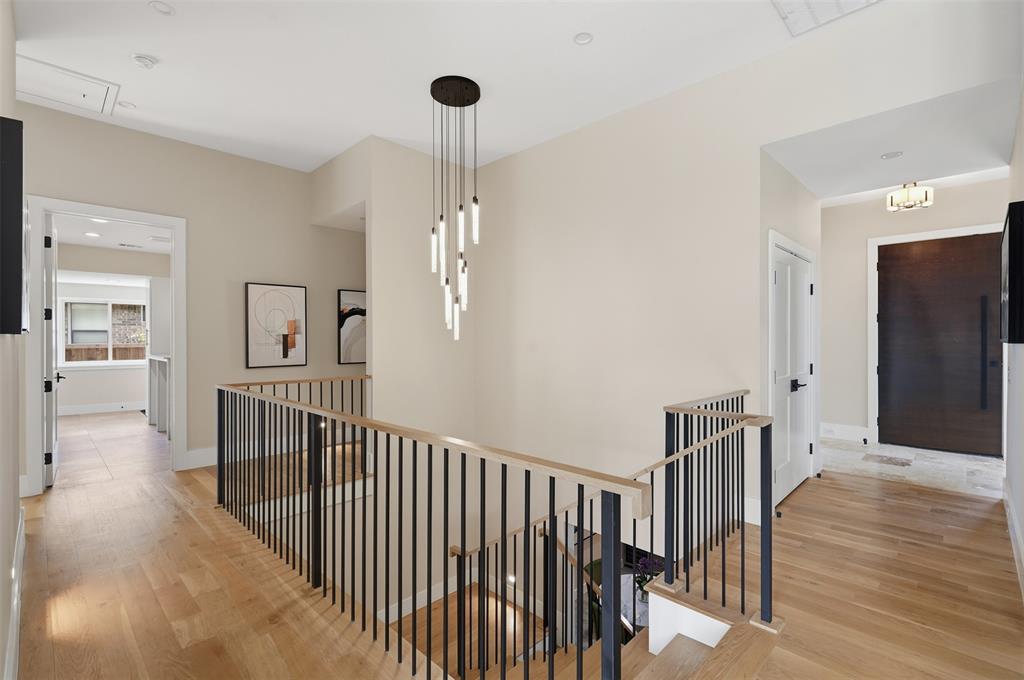 9007 Leaside Drive, Dallas, TX 75238