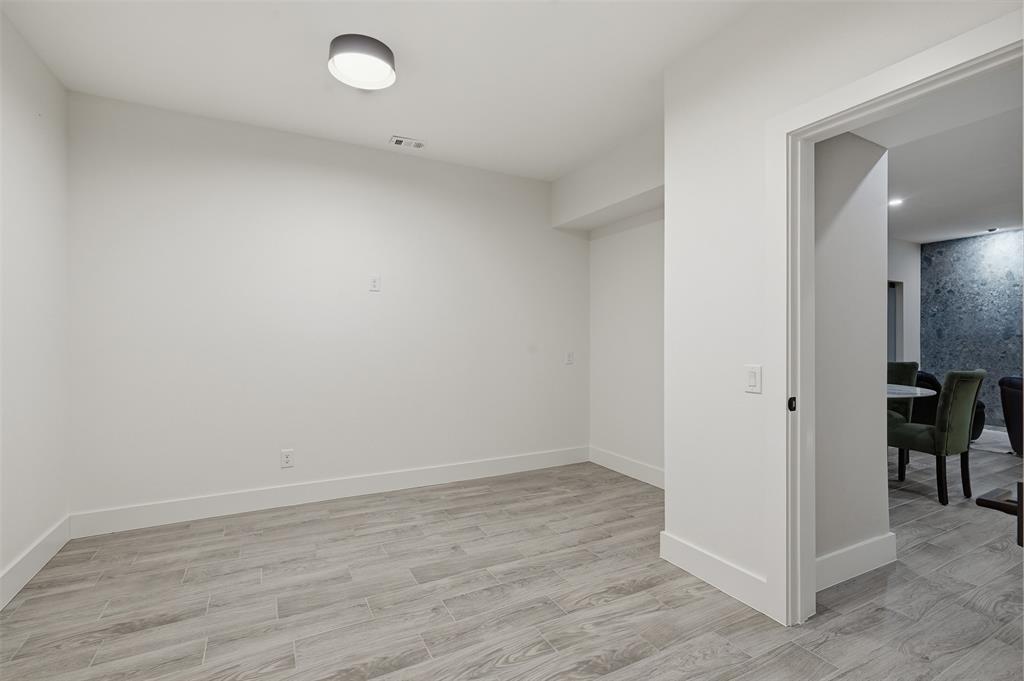 9007 Leaside Drive, Dallas, TX 75238