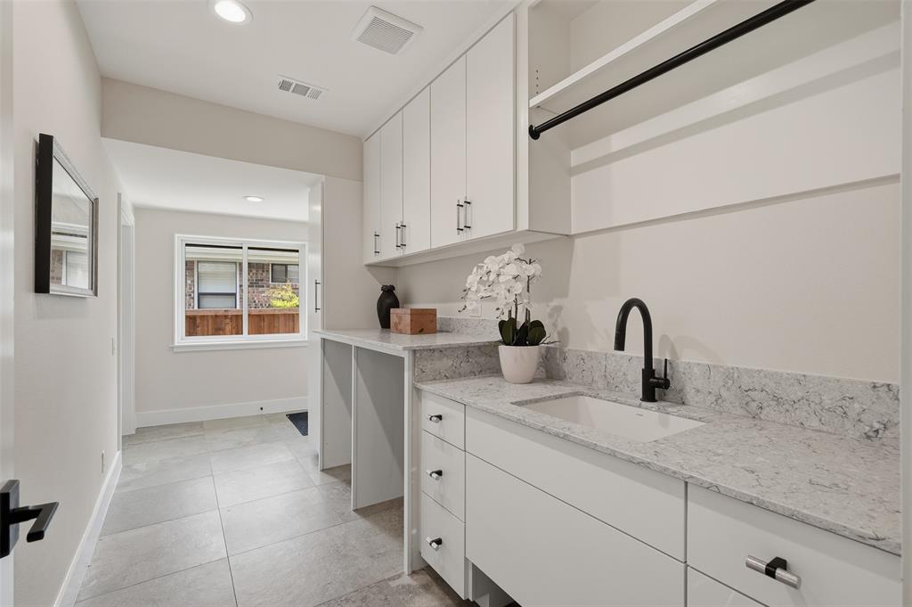 9007 Leaside Drive, Dallas, TX 75238