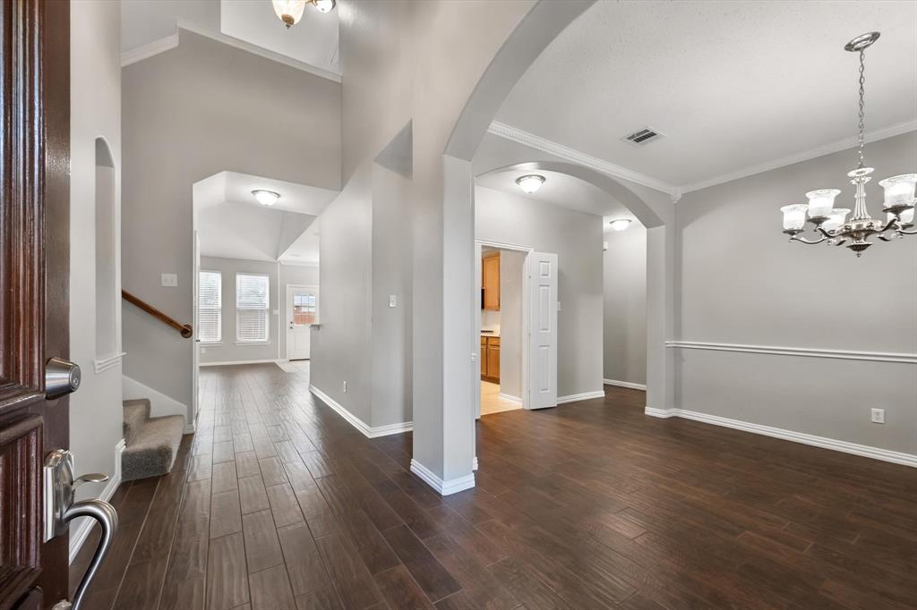 1102 Tanglewood Drive, Mansfield, TX 76063