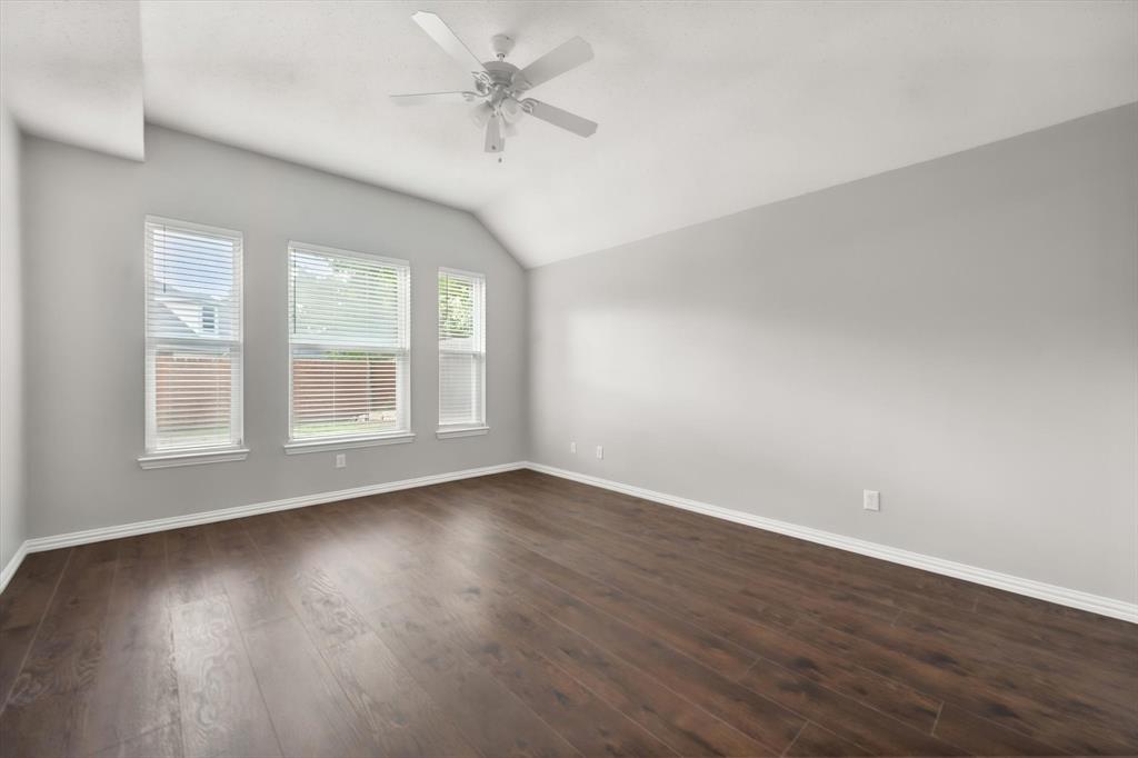 1102 Tanglewood Drive, Mansfield, TX 76063
