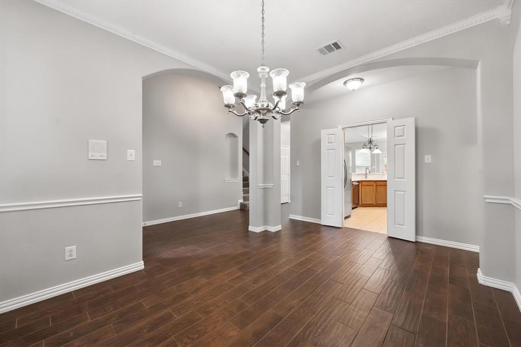 1102 Tanglewood Drive, Mansfield, TX 76063