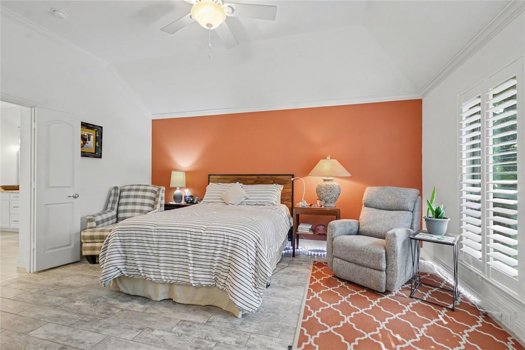 116 E 8th Street, Irving, TX 75060 116 E 8th Street, Irving, TX 75060