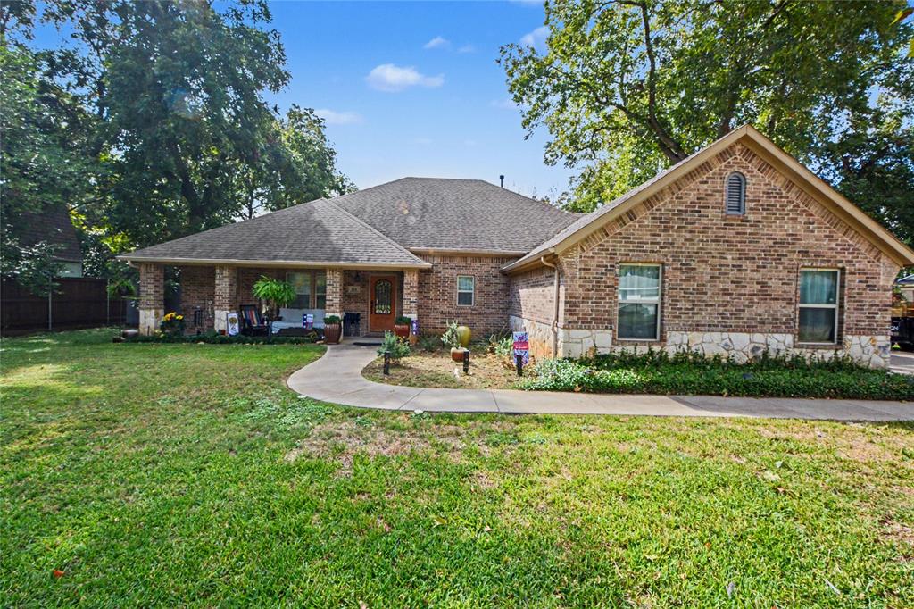 116 E 8th Street, Irving, TX 75060