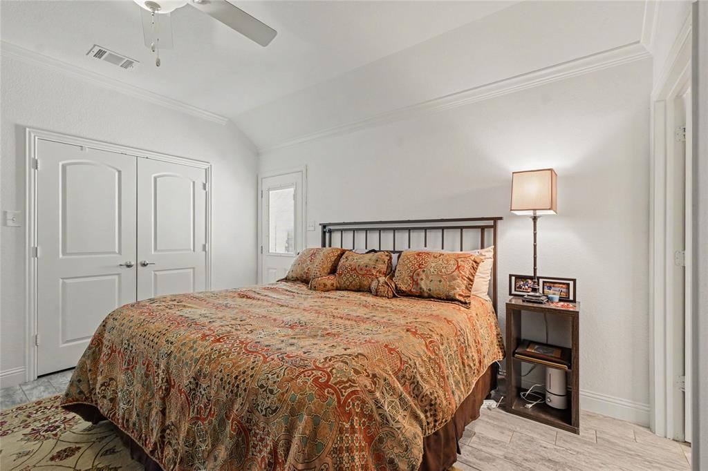 116 E 8th Street, Irving, TX 75060