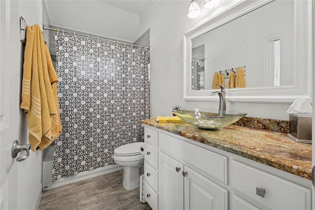 116 E 8th Street, Irving, TX 75060