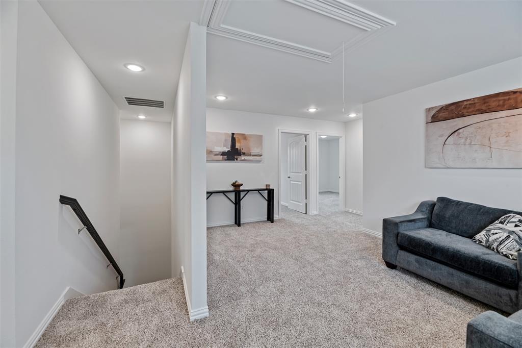 4619 Raleigh Dalton Road, Dallas, TX 75227