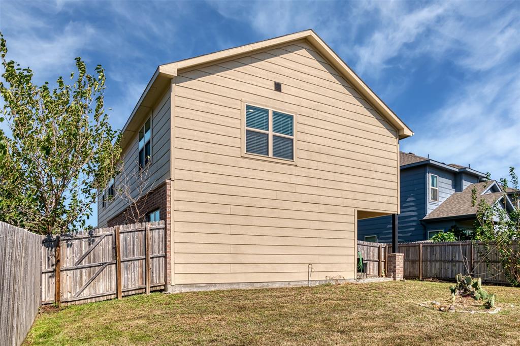 4619 Raleigh Dalton Road, Dallas, TX 75227