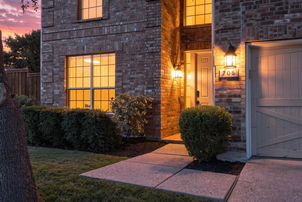 705 Royal Crest Court, McKinney, TX 75072