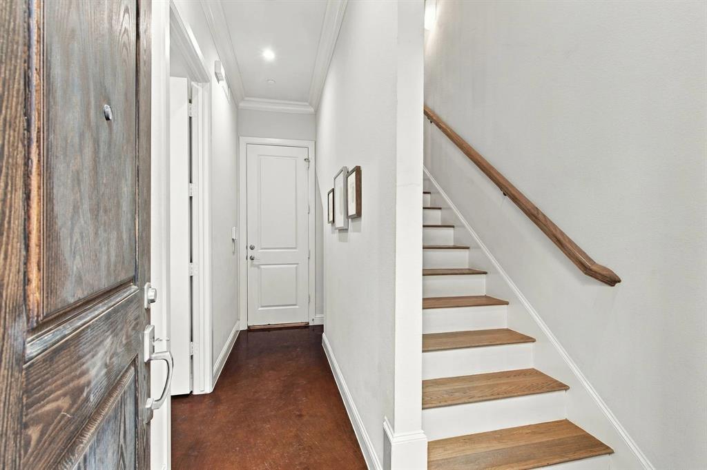 Entry to first level