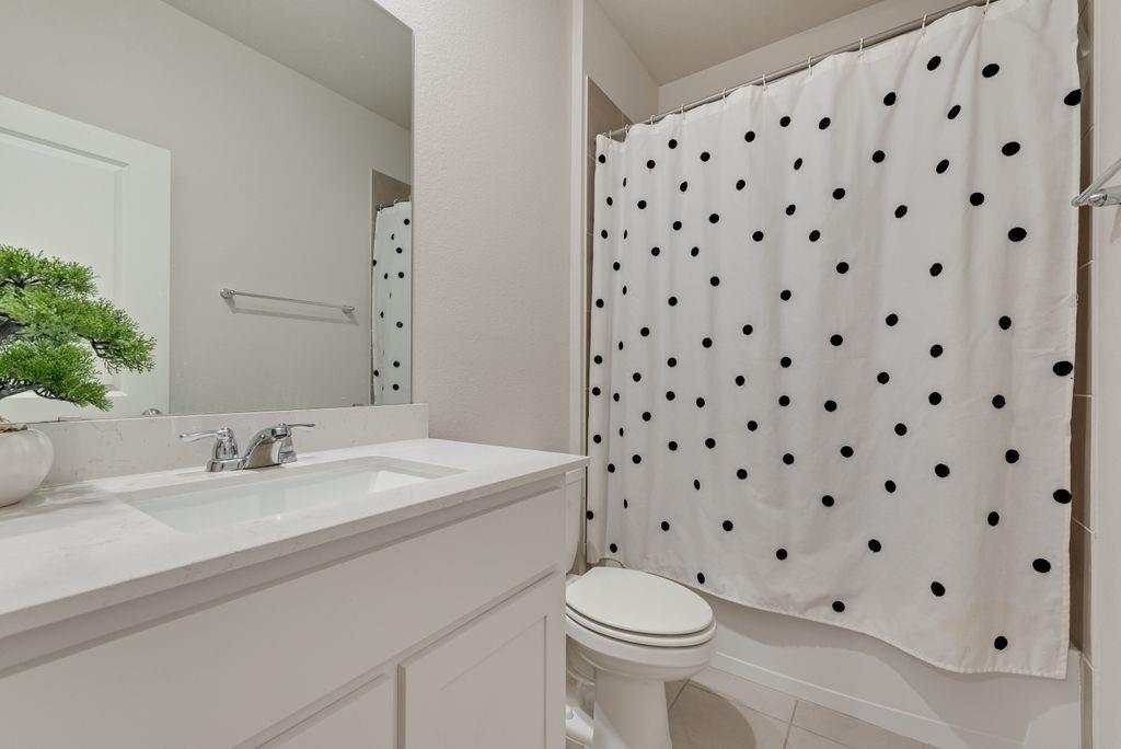 801 Vineyard Way, Forney, TX 75126